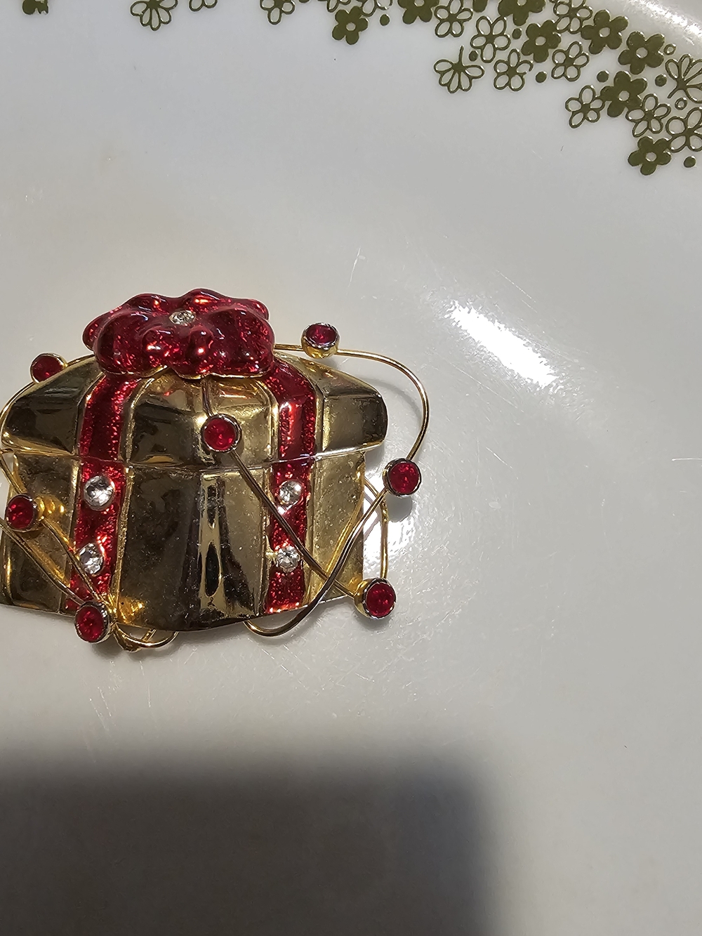 Festive Santa, Gift & Tree Brooch Trio - Silver & Gold with Red Accents - Picture 8 of 16